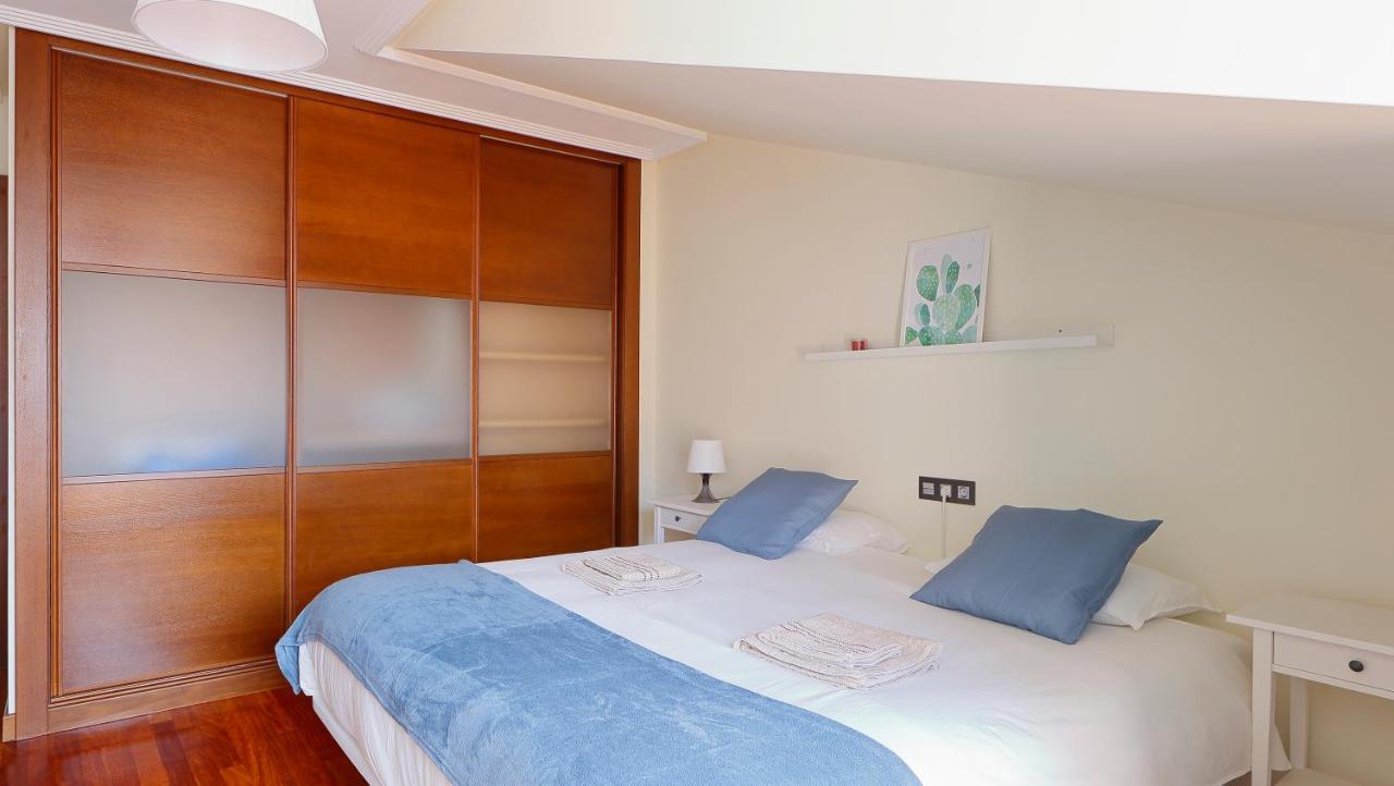 Atico Con Terraza, Vistas Al Mar Y Parking En Playa De S Lorenzo Gijón Eksteriør billede