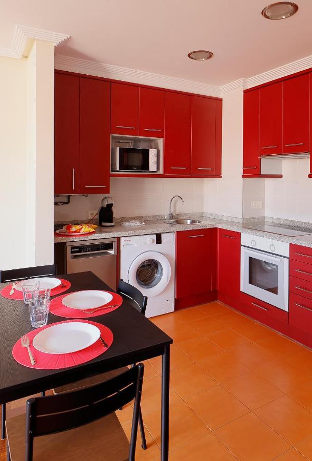 Atico Con Terraza, Vistas Al Mar Y Parking En Playa De S Lorenzo Gijón Eksteriør billede